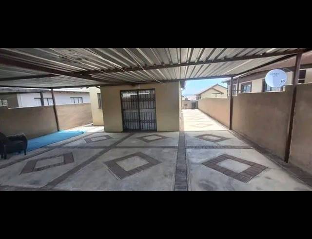 3 BEDROOM HOUSE FOR SALE IN SOSHANGUVE VV